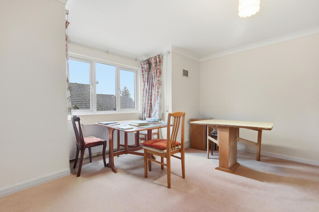 Additional image 5 of The Beeches, Park Street, St. Albans