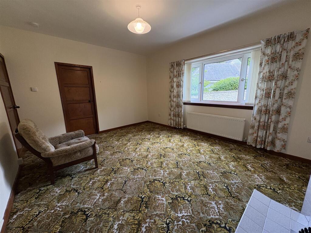 Allardyce Crescent, Aberlour photo 4