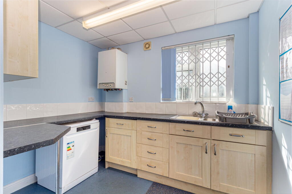 Additional image 14 of Freehold mixed-use Office & Apartment, Baldwins Lane