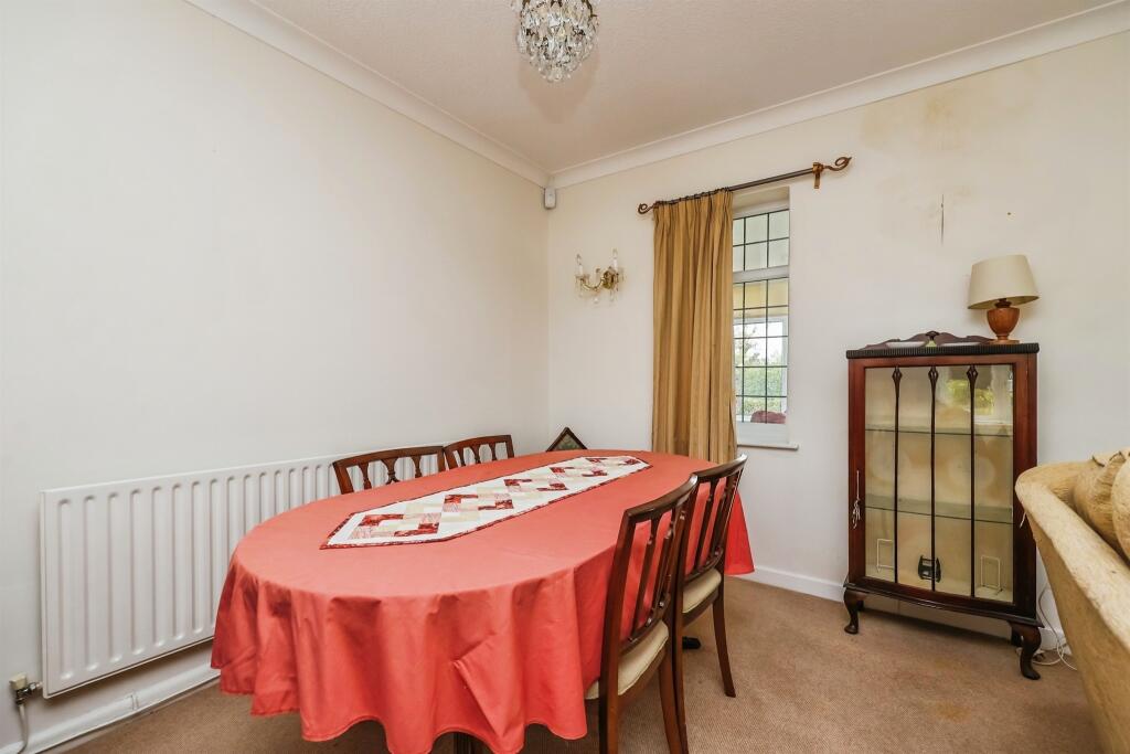House in Ashfield, Hucknall - View 5