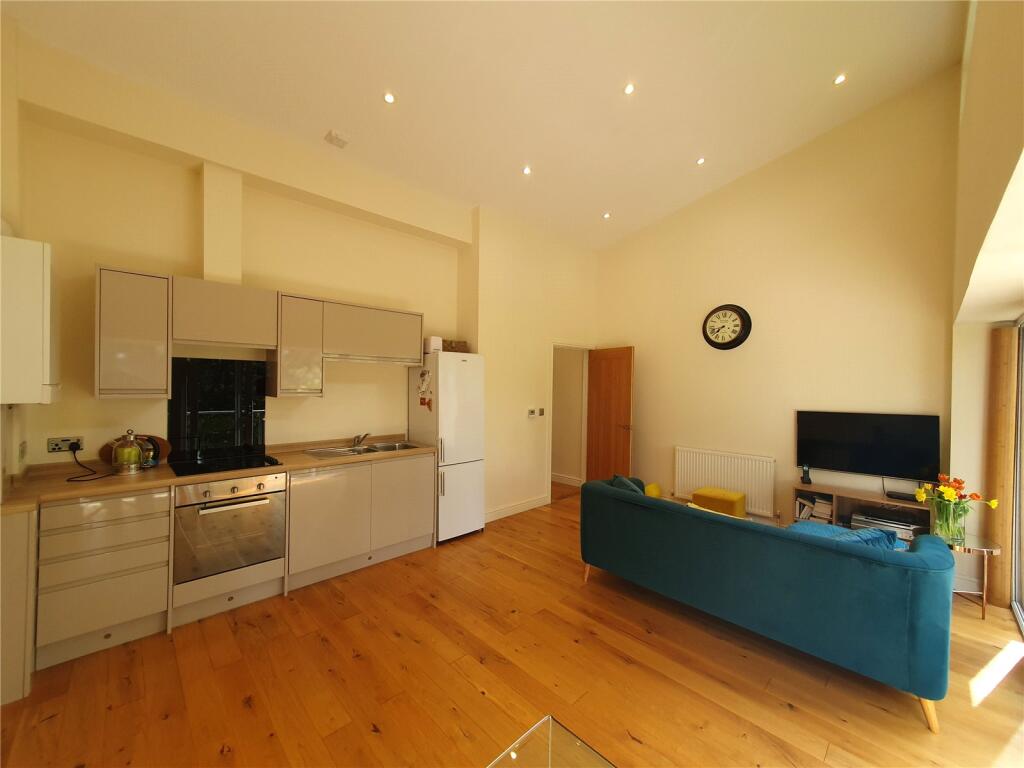 House in Ipswich - View 4