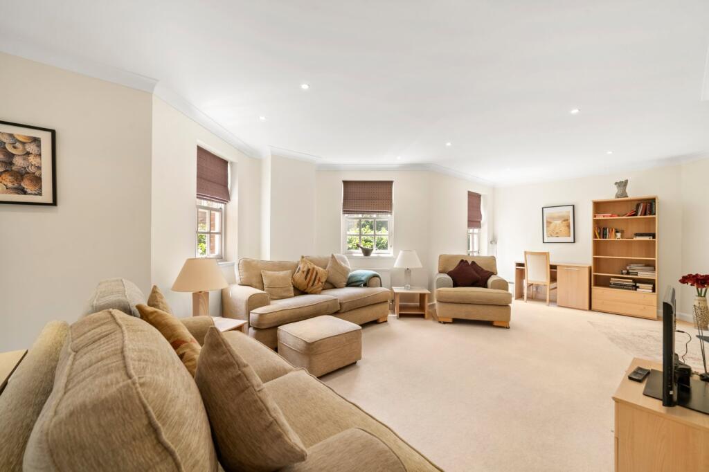 House in London - View 3