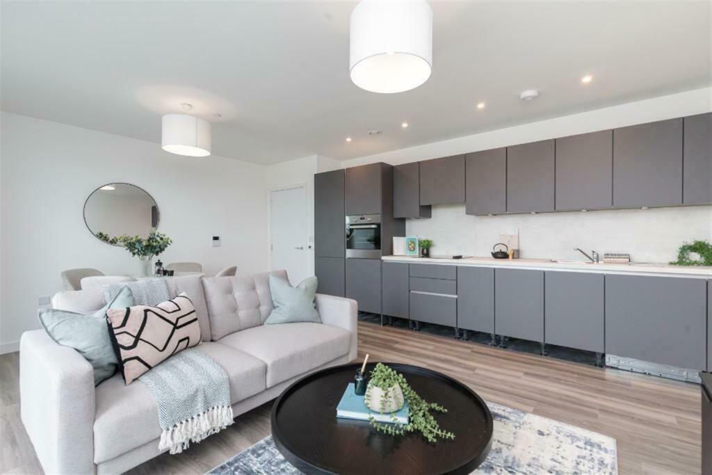 Main image of property: John Charles Tower, E13