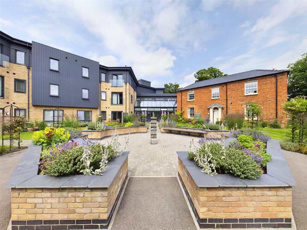 1-bed flat on Boultham Park Road, Home Grange Boultham Park Road, LN6, £135,000
