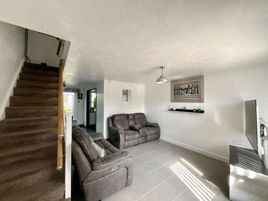 House in Gedling, St. Albans - View 6