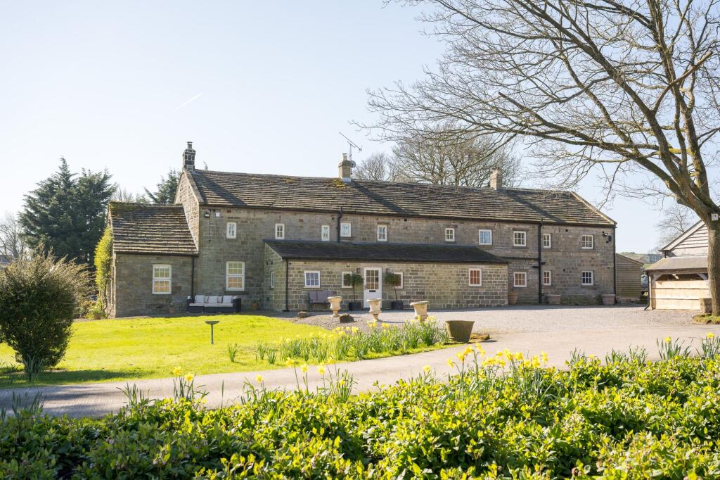 Main image of property: Dacre, Harrogate, HG3