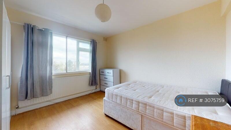 Apartment in London - View 3