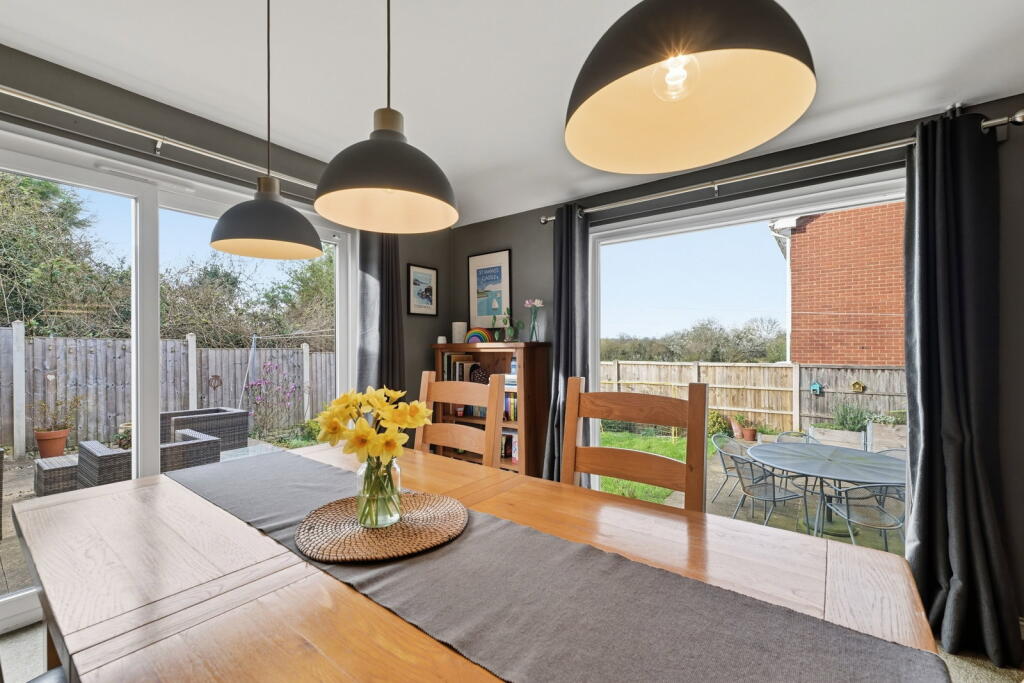 Orchard Close, Southwell, NG25 0DY photo 4