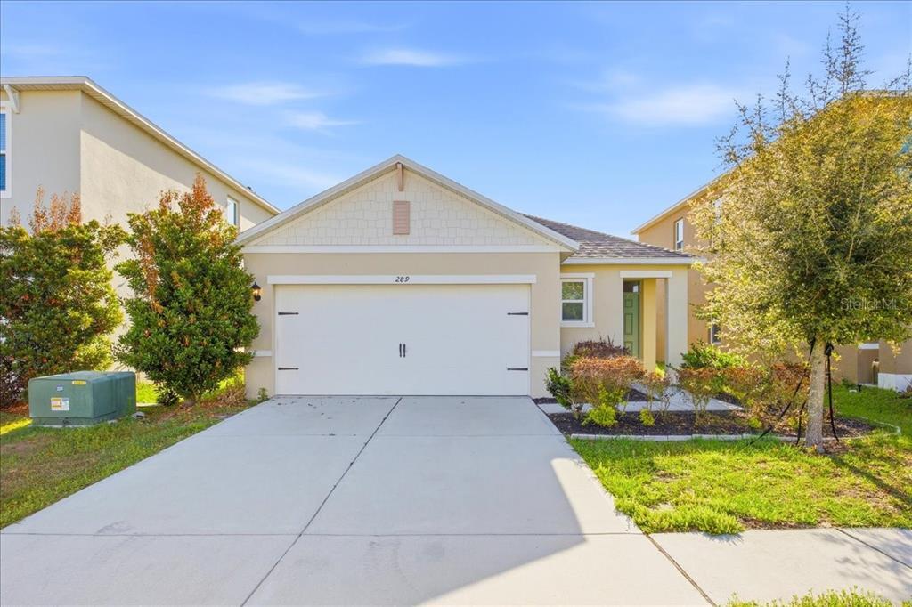 Main image of property: Florida, Polk County, Davenport
