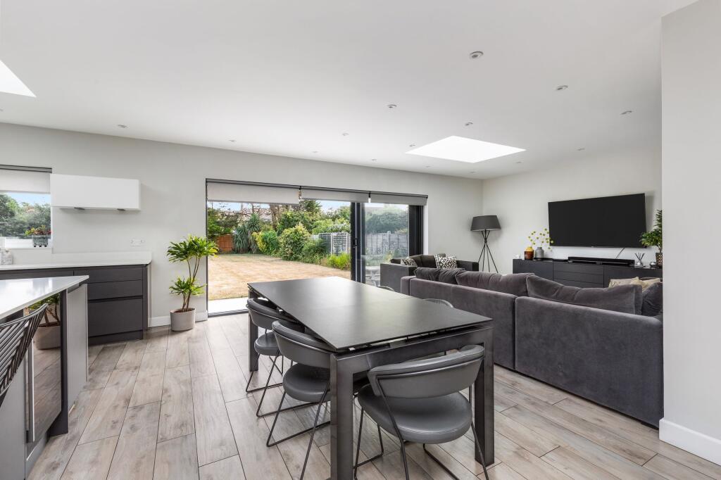 House in Arun, East Preston - View 5