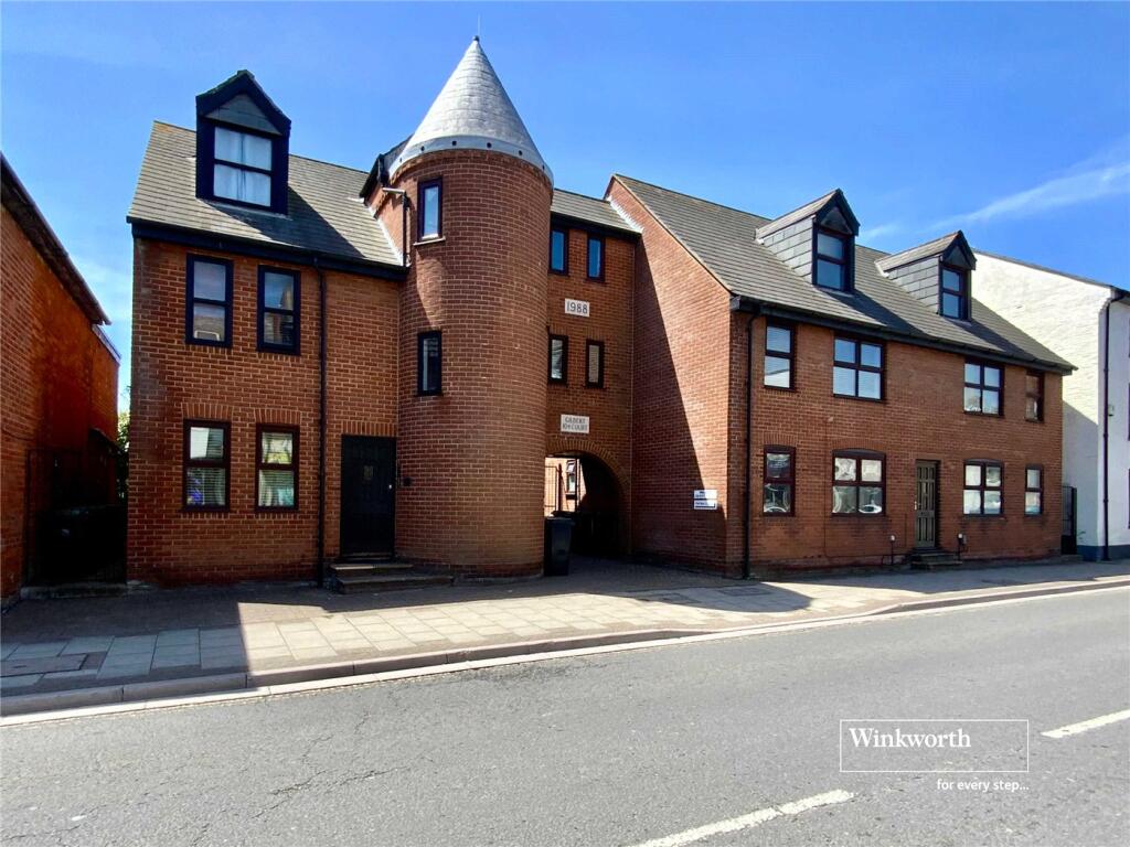 Main image of property: 104 Bargates, Christchurch, Dorset, BH23