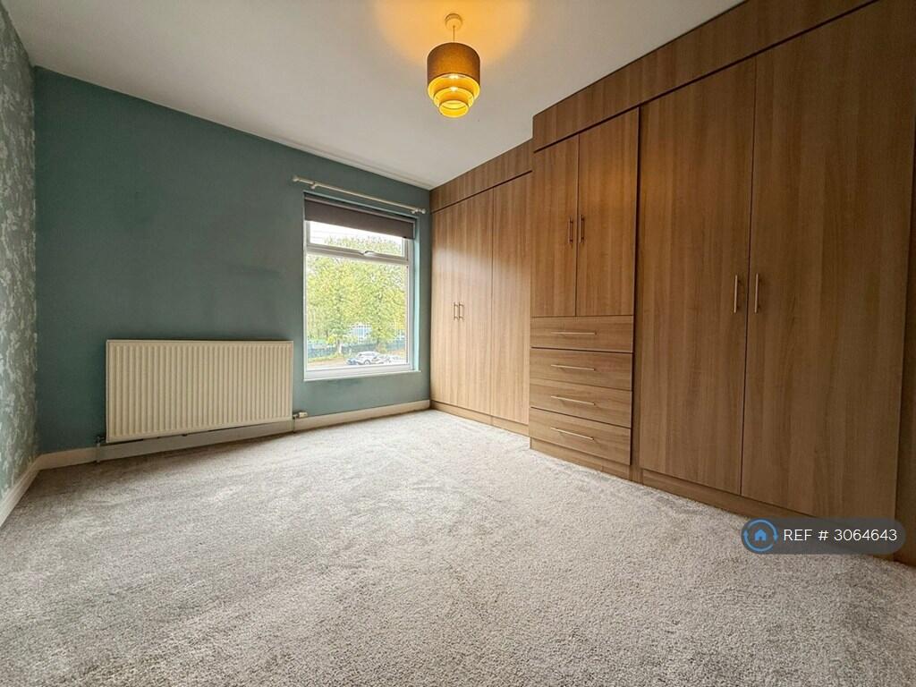 House in Bolton - View 4