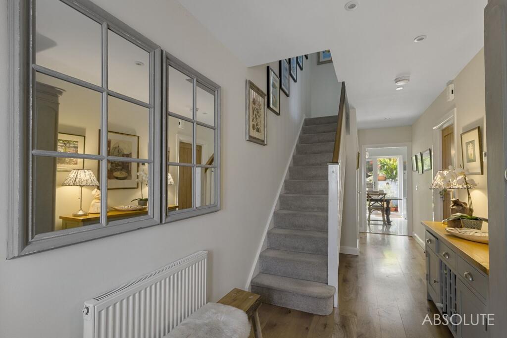 House in Torquay - More