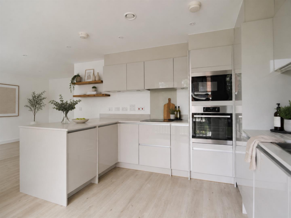 Apartment in York, South Bank - View 4