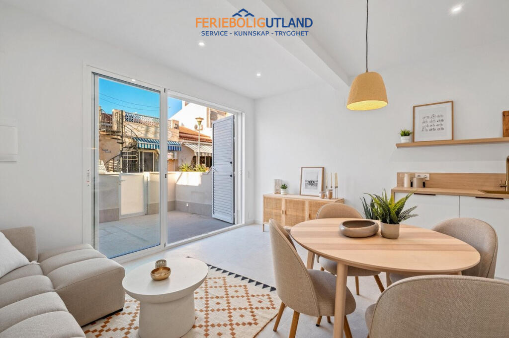 Main image of property: Valencia, Alicante, Alicante