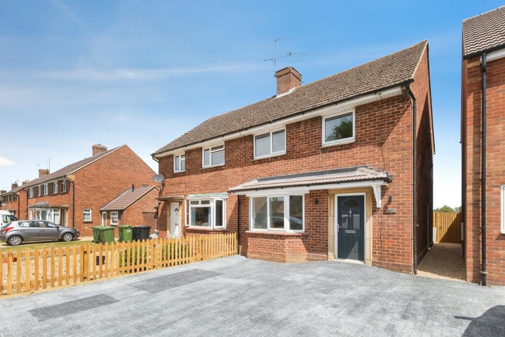 Main image of property: Queens Avenue, Newport Pagnell