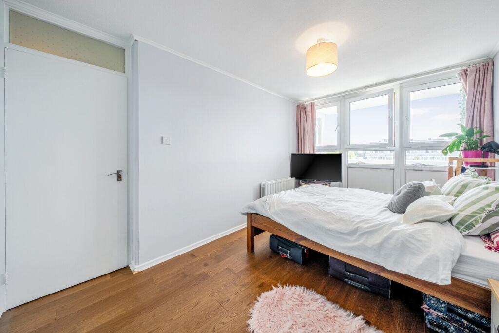 Apartment in London, York Road Estate, Battersea - View 5