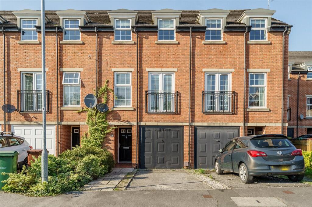 Main image of property: Lyng Court, Knottingley, WF11