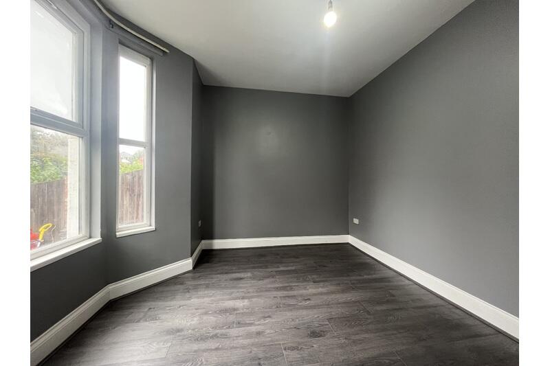 Apartment in Birmingham, Kings Heath - More