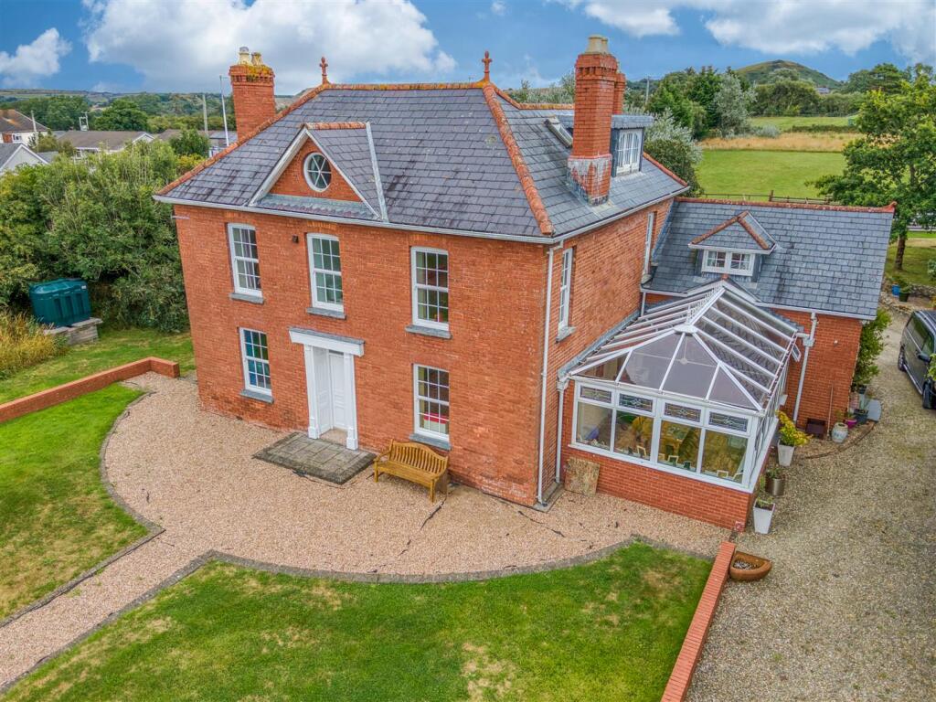 Main image of property: Cardigan, Ceredigion