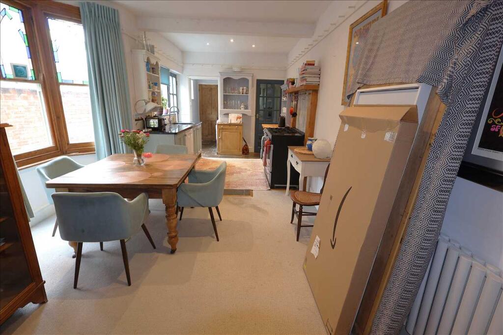 House in Milton Keynes - View 4