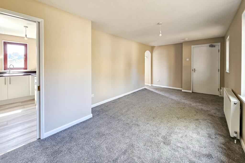 Apartment in Harrogate - View 6