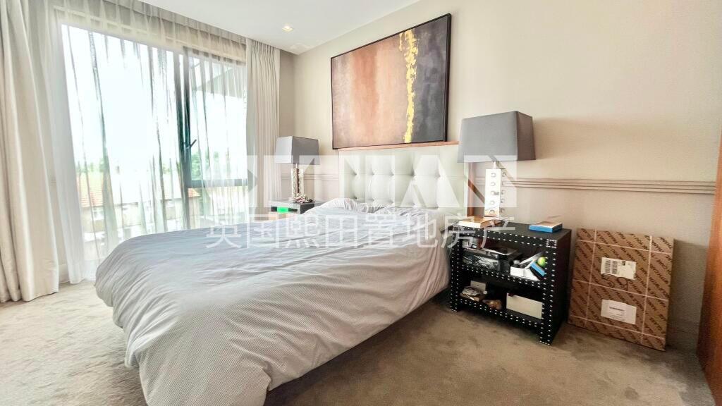Apartment in London - View 3
