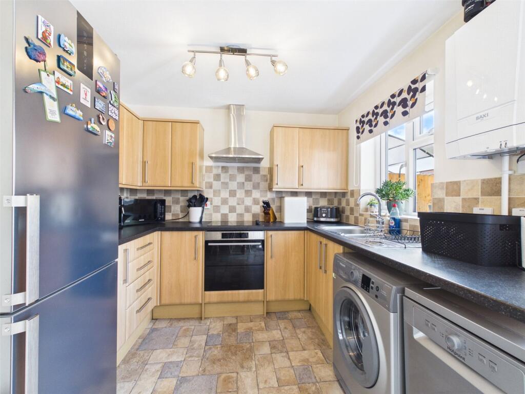House in Worcester, Warndon - View 3