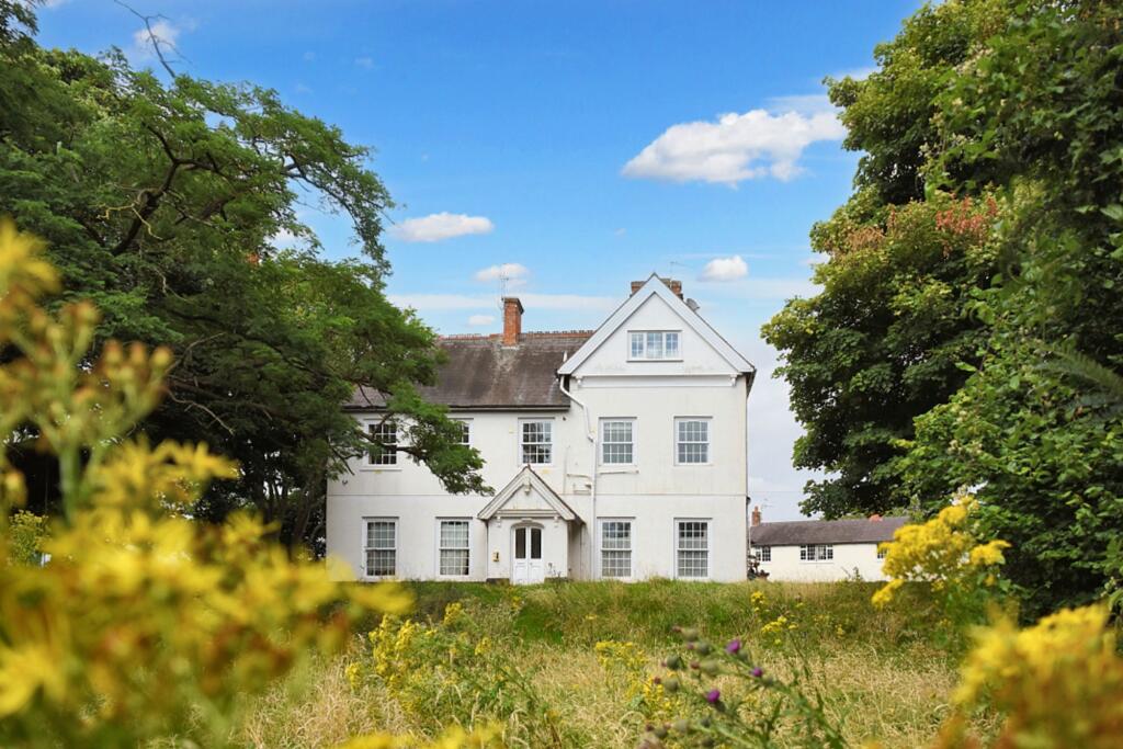 Main image of property: Marle Pit Hill, Sutton Bonington, LE12