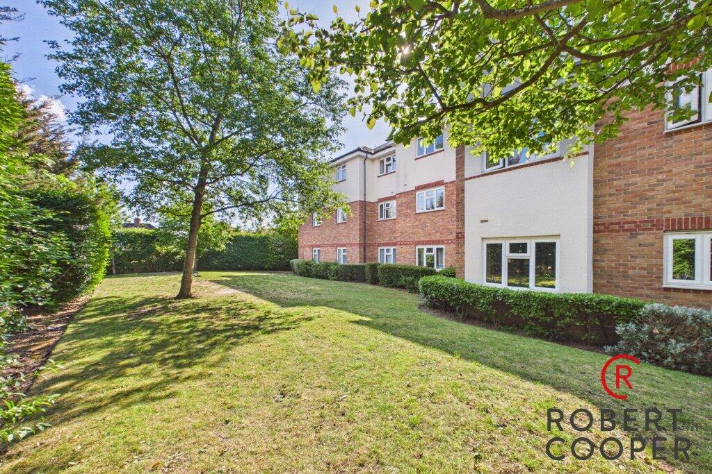 Apartment in Harrow - View 4