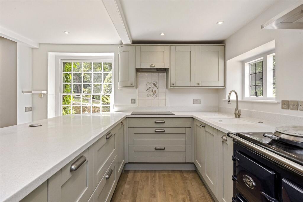 House in Redhill - View 3
