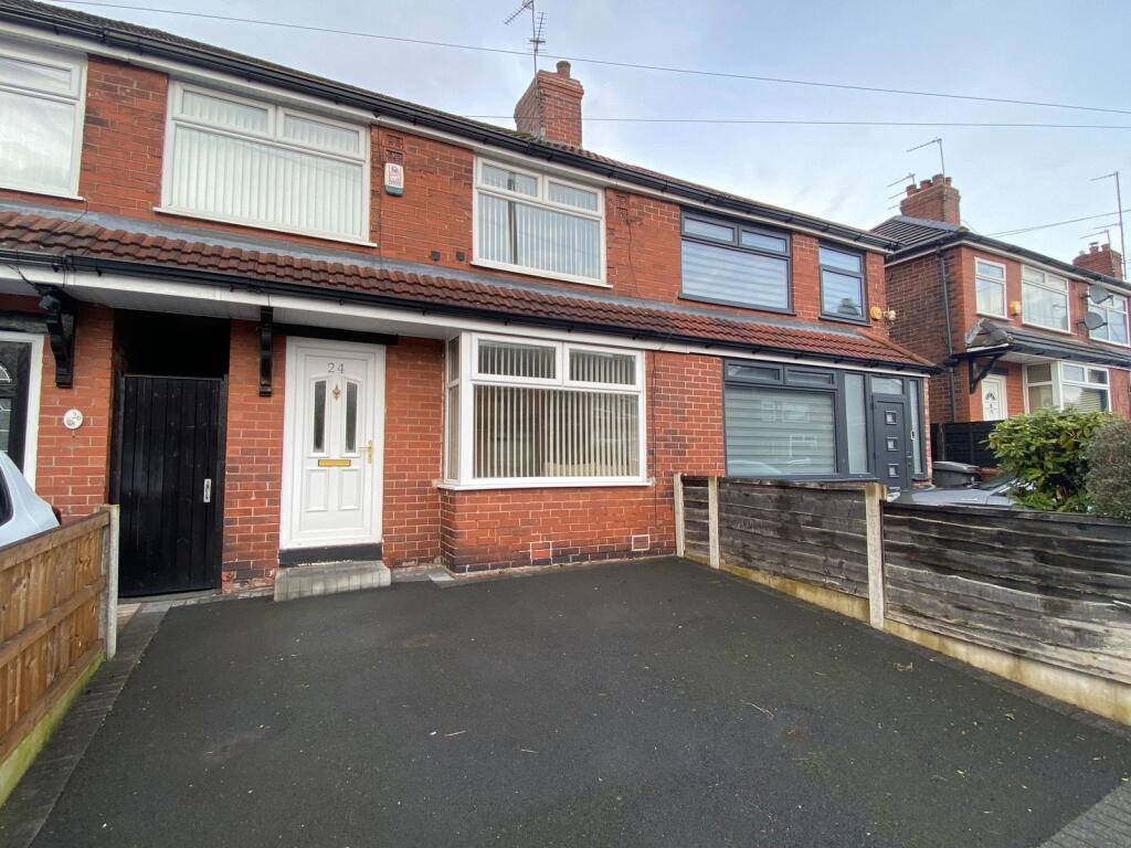 Main image of property: 24 Selkirk Road, Chadderton OL9 8AB