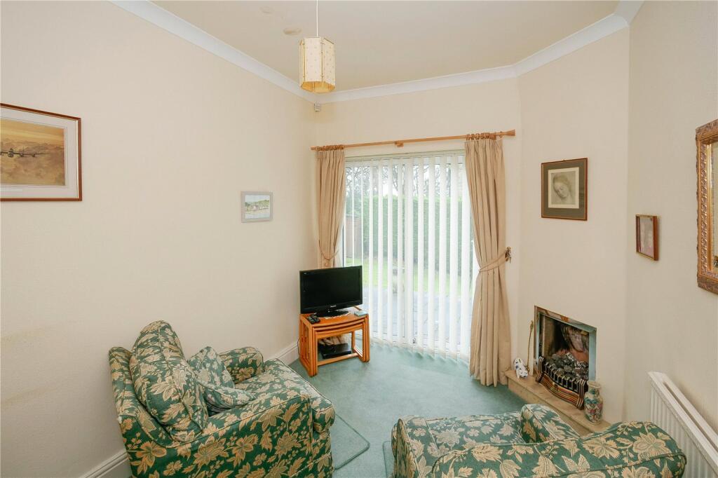 House in Bradford, Baildon - View 6