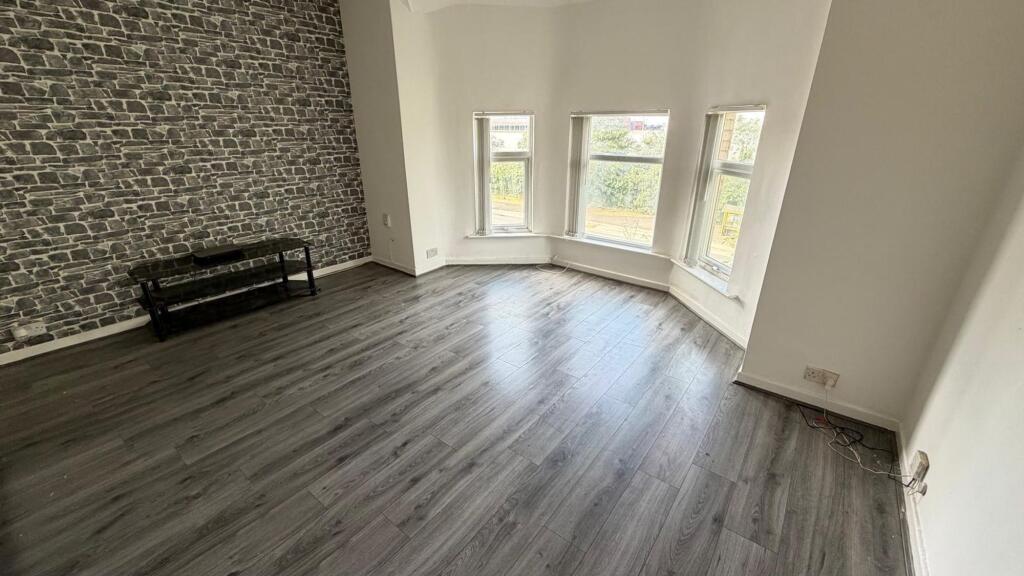 Main image of property: Crosby Road South, Liverpool, L21