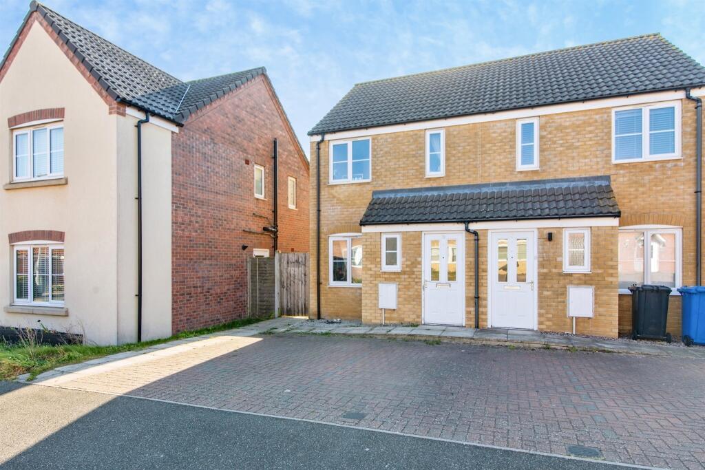 Main image of property: Hunton Road, Oulton, Lowestoft