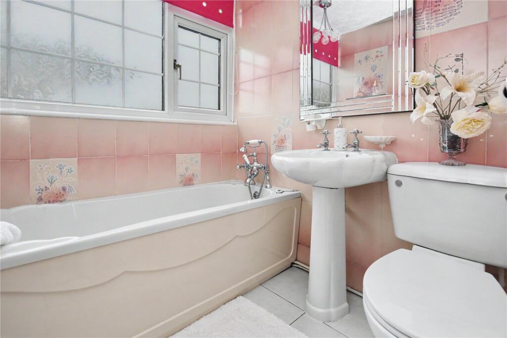 House in Leeds, Kippax - View 5