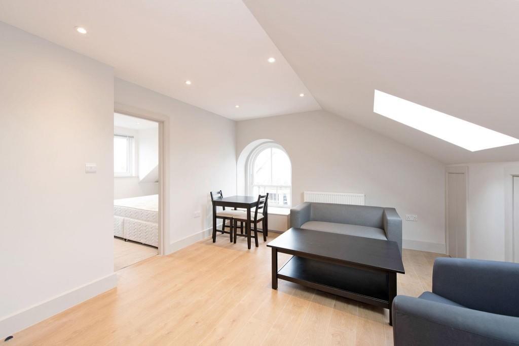 Main image of property: London Road, CROYDON, CR0 3PF