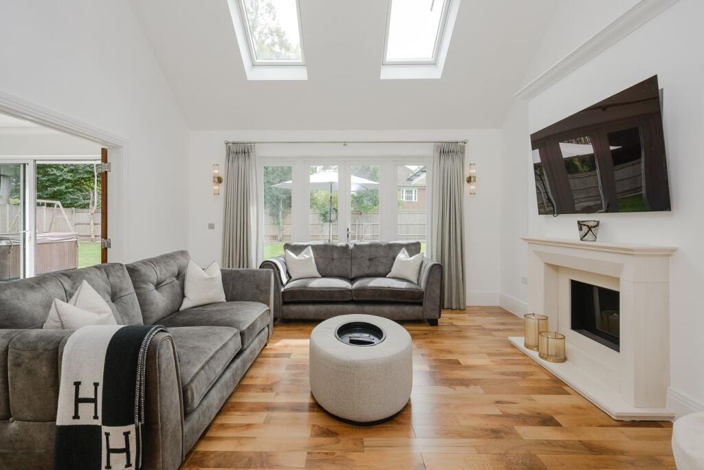 House in Kingston upon Thames - View 4