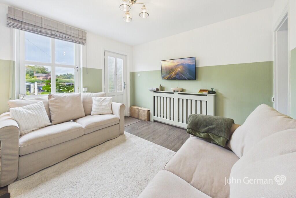 House in Stoke-on-Trent - View 4