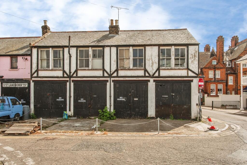 Main image of property: Royal Mews, Southend-on-Sea, Essex, SS1