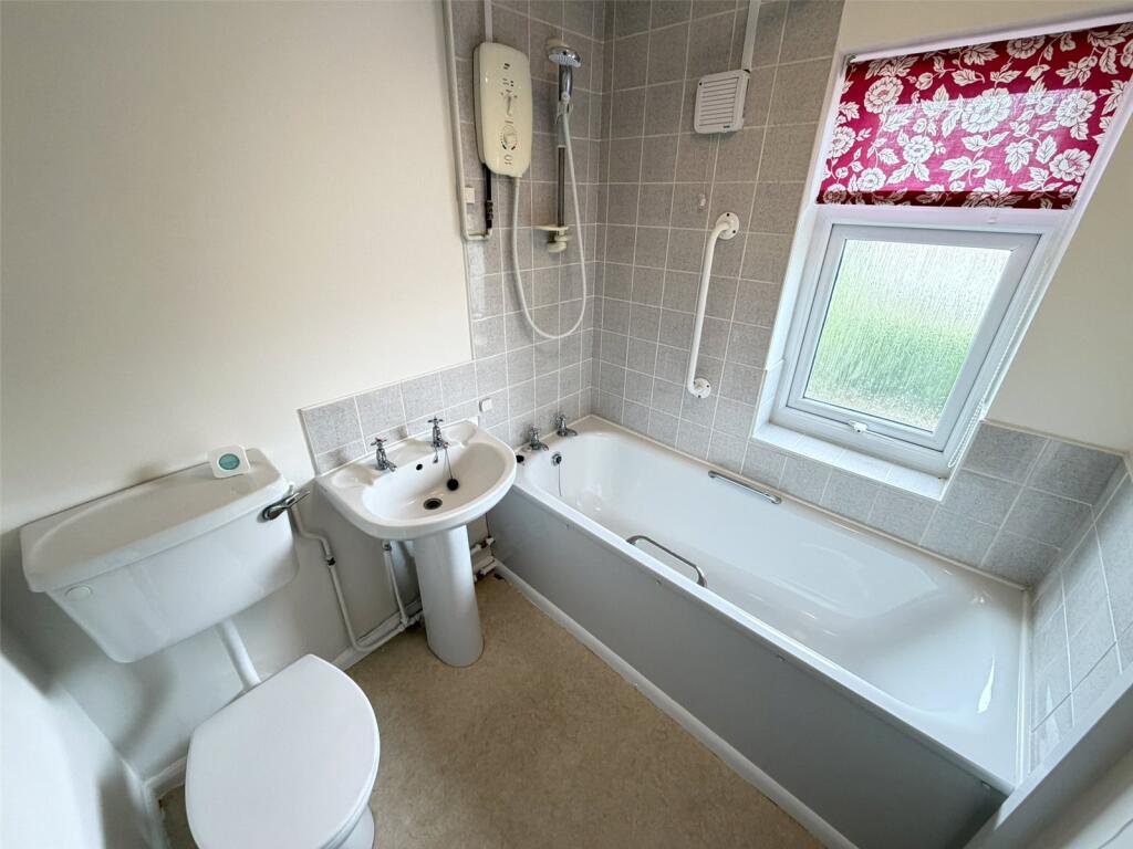 House in Oakengates, Telford and Wrekin - View 5