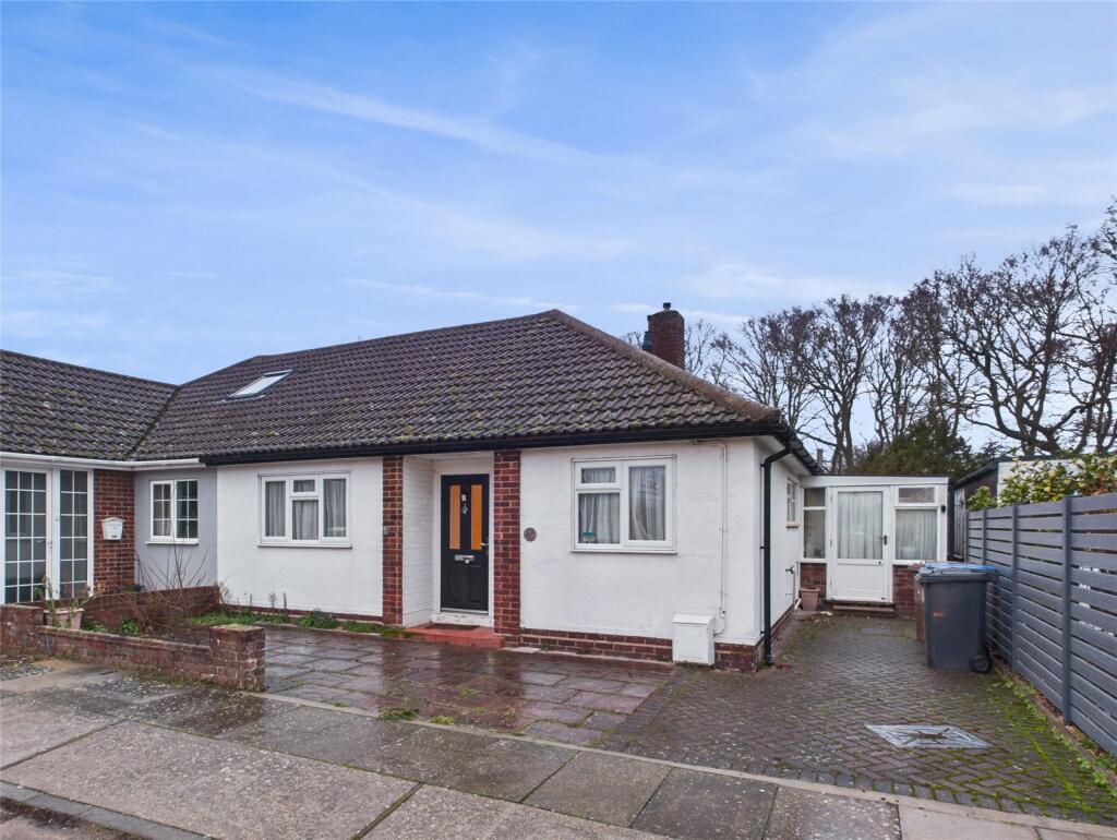 Main image of property: Gleneagles Drive, Ipswich, Suffolk, IP4