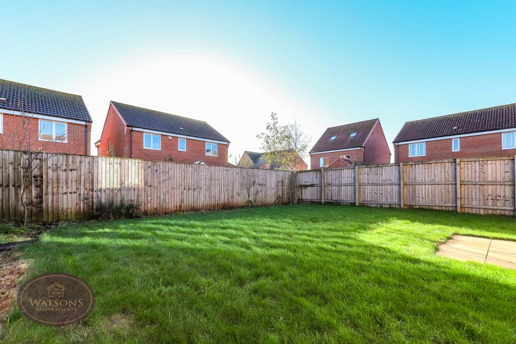 Lovesey Avenue, Hucknall, Nottingham, NG15 photo 2