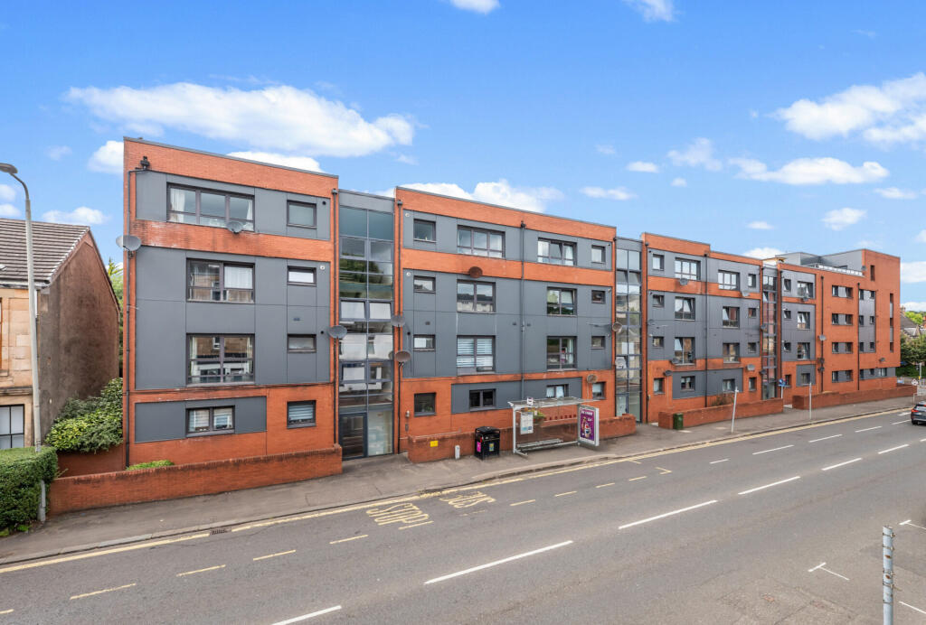 Apartment in Glasgow, New Cathcart, Muirend