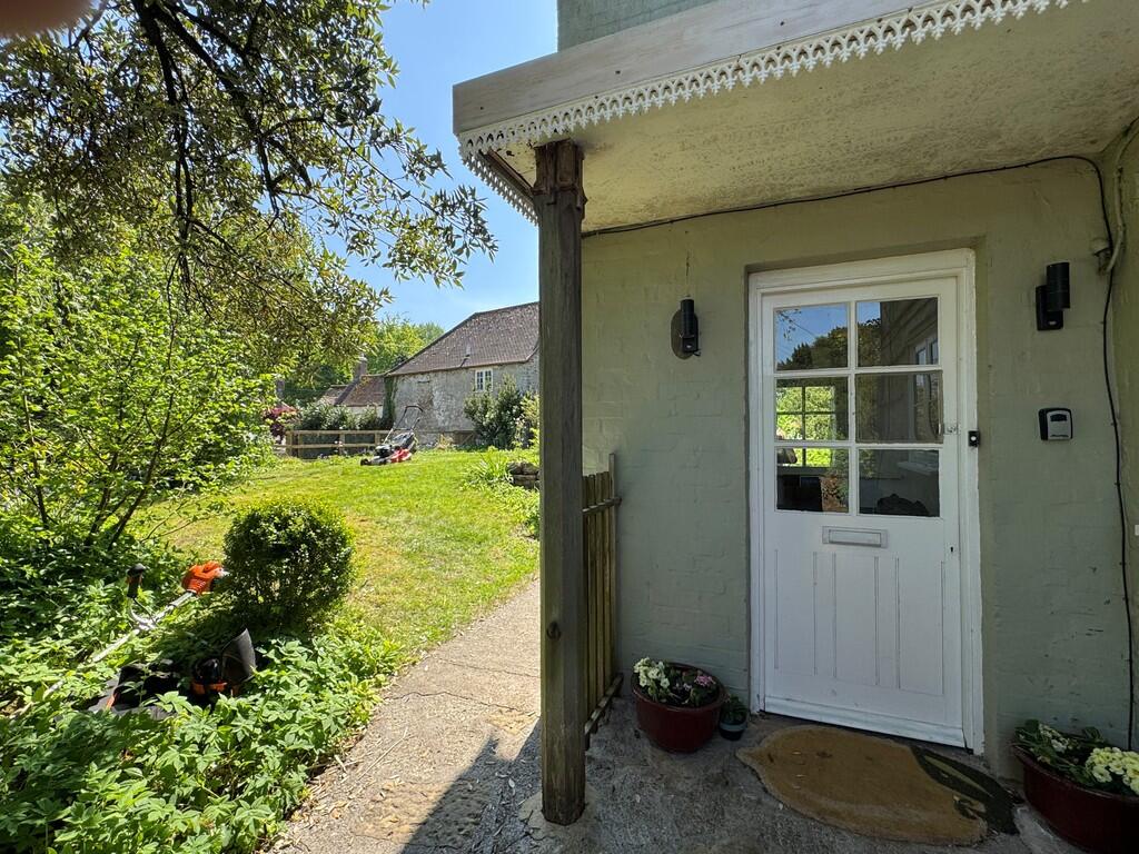 Additional image 22 of Temple, Corsley