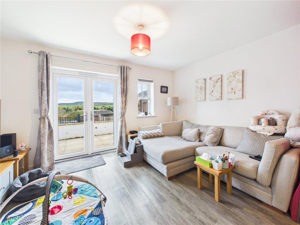 Tarka Way, Crediton, Devon, EX17 photo 4