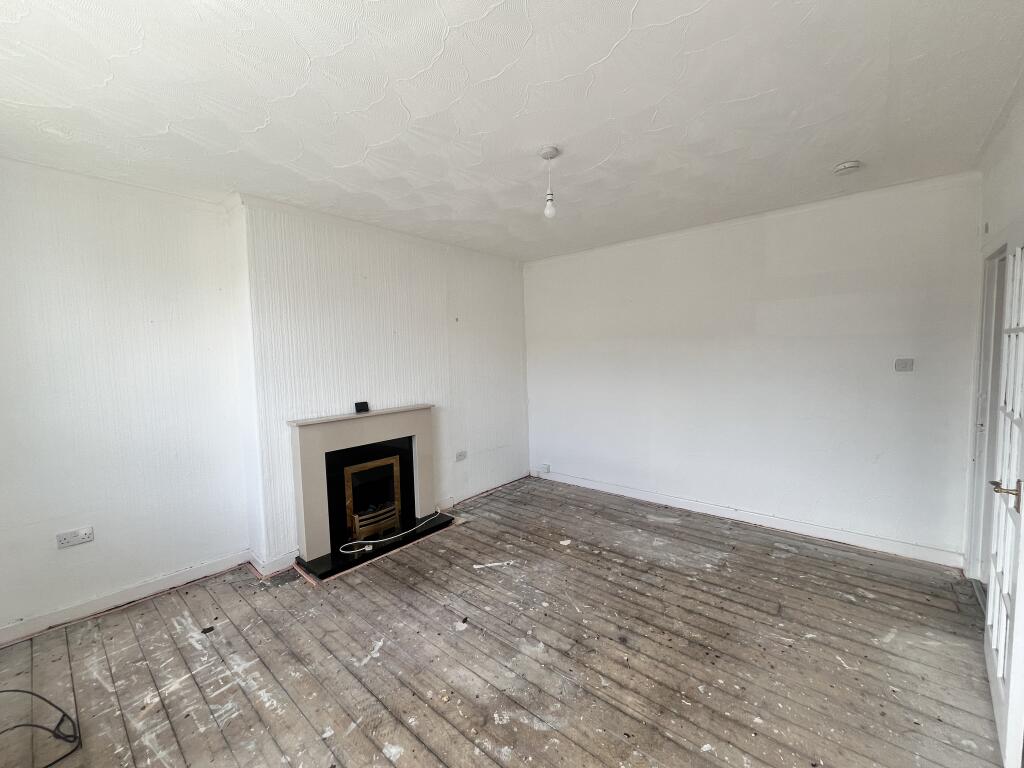 Ferguson Avenue, Renfrew, Renfrewshire photo 4