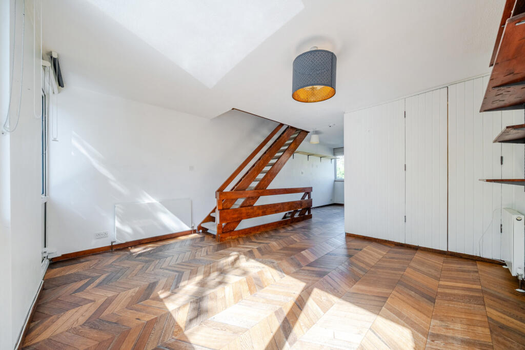 House in London - More