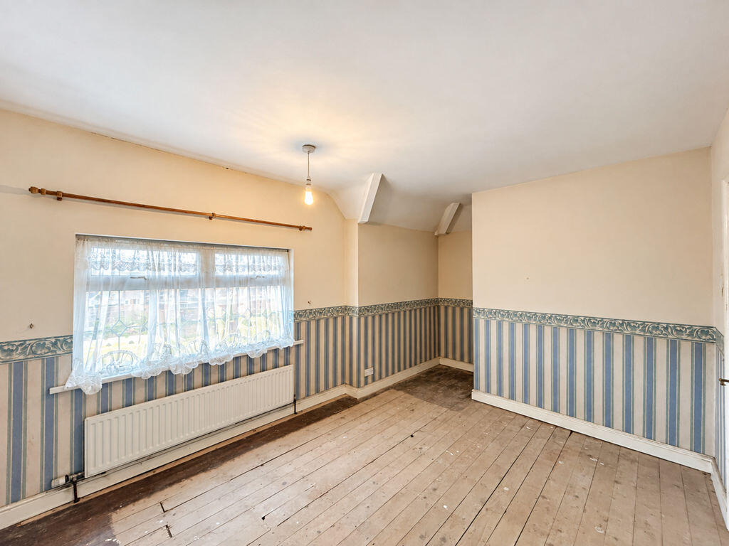 House in Walsall - More