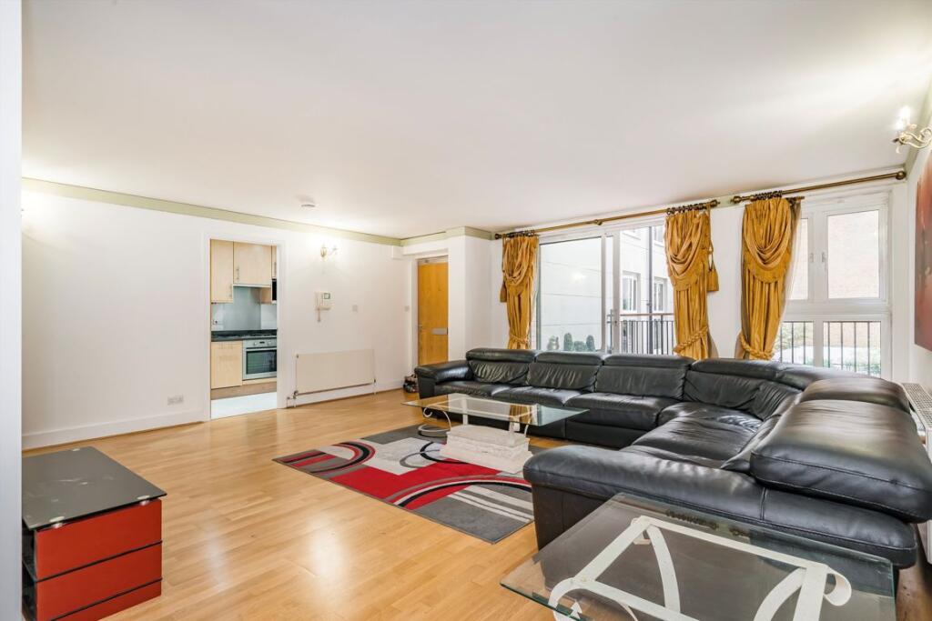 Apartment in London, City of Westminster - View 3